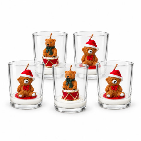 Weihnachtskerze im 7 cm hohen Glas mit verschiedenen Bärchen