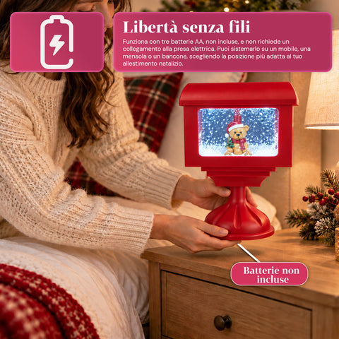 Dekorative Weihnachtslaterne als Briefkasten mit Schneeeffekt, LED-Lichtern und Musik, 2 Varianten: Weihnachtsmann oder Teddybär, Höhe 41 cm, batteriebetrieben