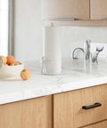 immagine-2-umbra-portarotolo-da-cucina-in-acciaio-bianco-ean-028295388115