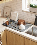 immagine-2-umbra-scolapiatti-con-tappetino-assorbigoccie-47x17x9cm-grigio-ean-028295387224