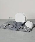 immagine-4-umbra-scolapiatti-con-tappetino-assorbigoccie-47x17x9cm-grigio-ean-028295387224