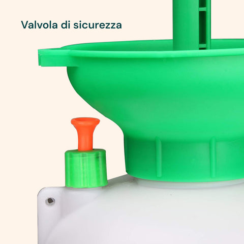 Pompa da giardino in uso per irrorazione fiori colorati, facile e semplice da usare con tracolla regolabile per trasporto comodo
