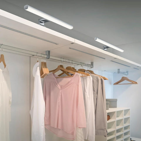 immagine-4-feridras-lampada-a-led-universale-a-cilindro-per-specchio-in-abs-cromato-da-5w-30cm-ean-8056471561467