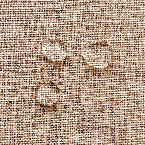 immagine-4-i-casamici-set-100-tovaglie-tnt-monosuo-beige-100x100cm-ean-8056304643476