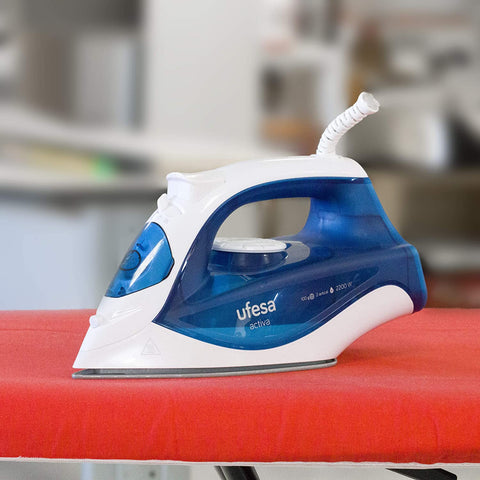 immagine-5-ufesa-ferro-da-stiro-a-vapore-03l-2200w-ean-8422160044830